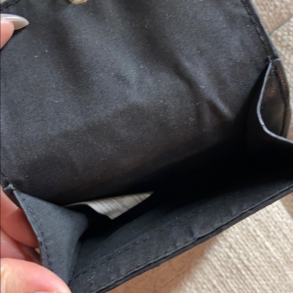 Small black wallet - Picture 4 of 4